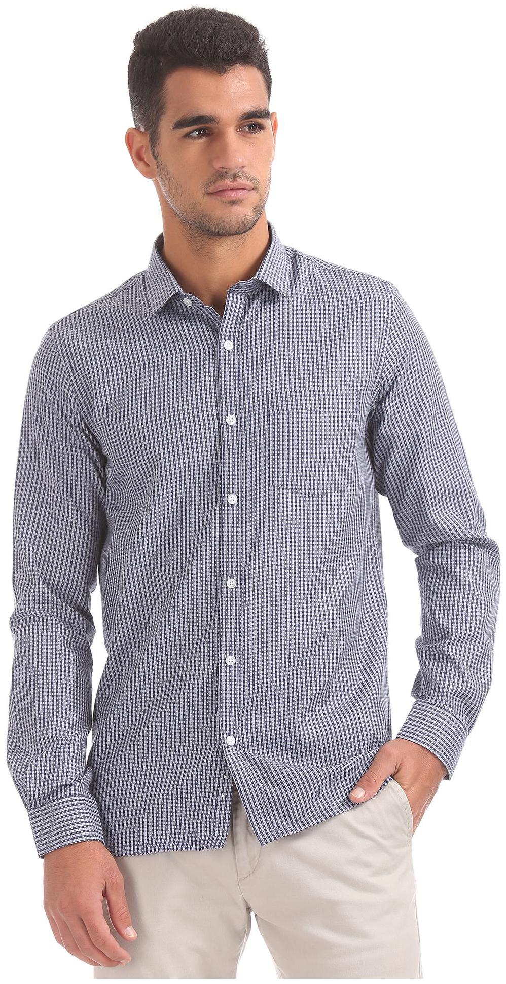 

Excalibur Men Blue Solid Slim Fit Casual Shirt