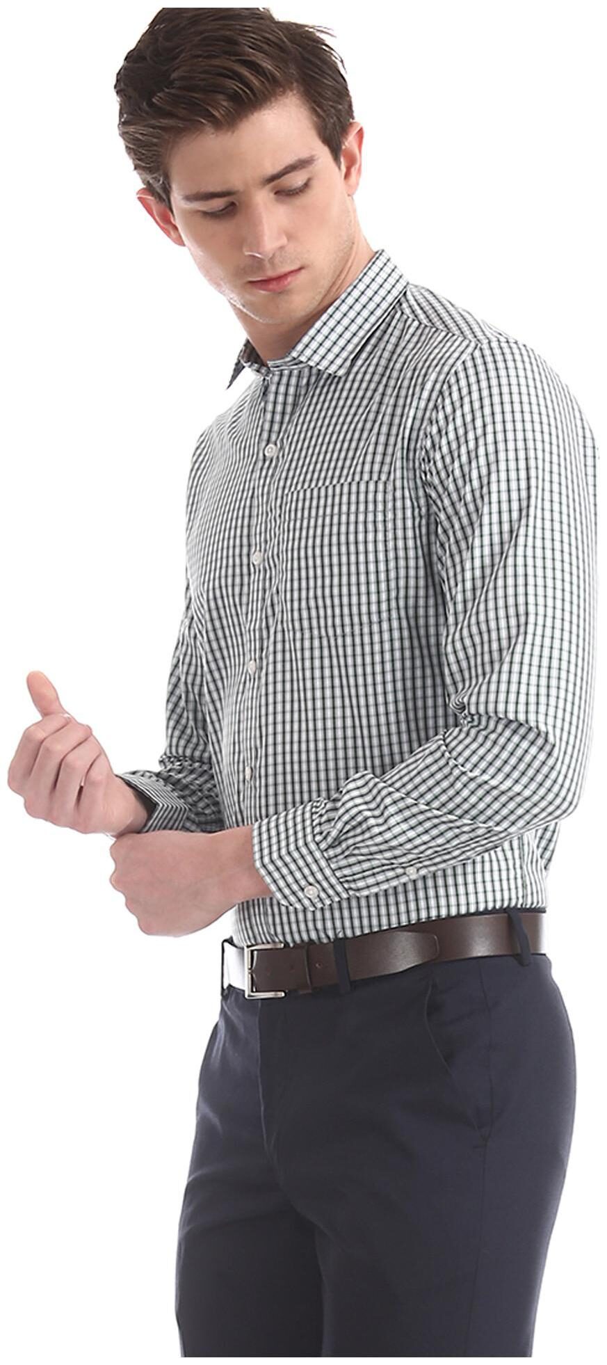 

Excalibur Men Regular fit Formal Shirt - Green