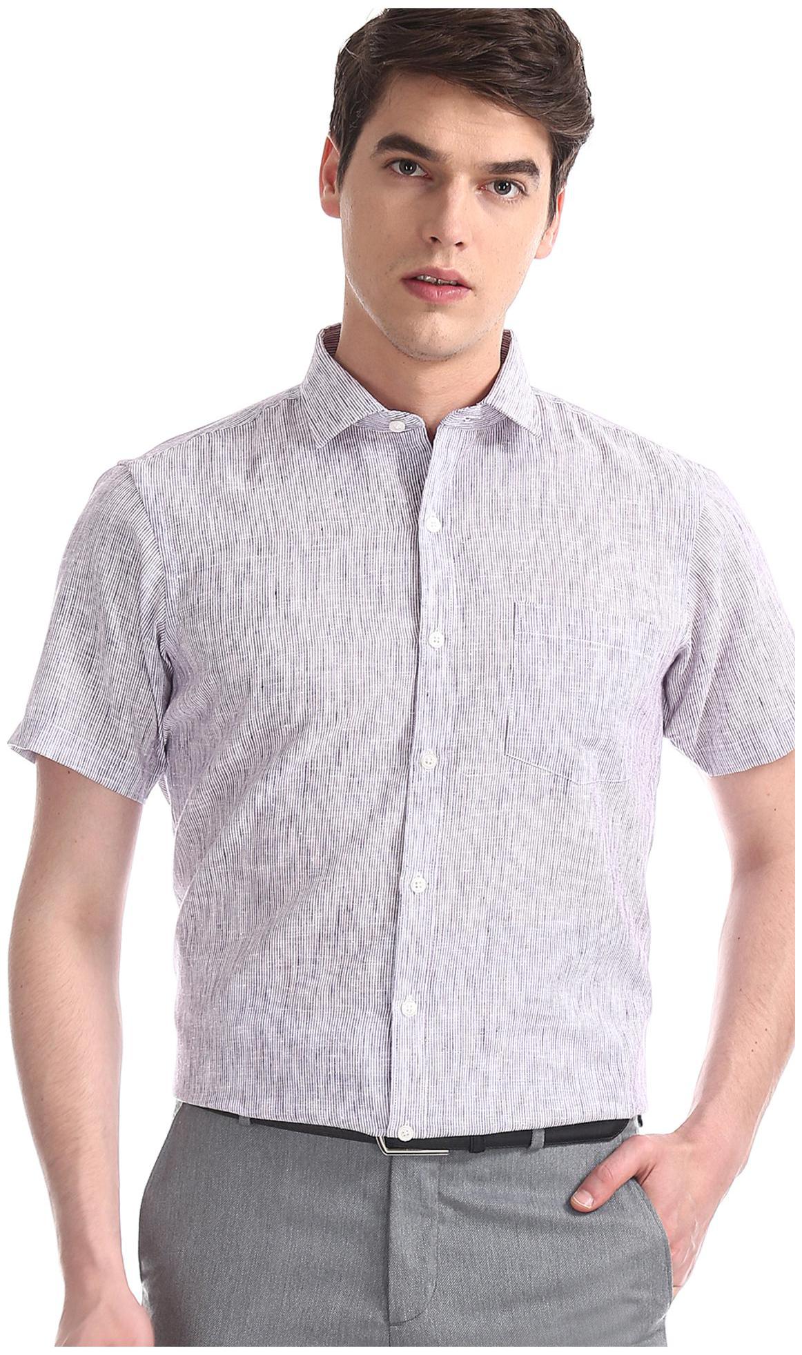 

Excalibur Men Regular fit Formal Shirt - Purple