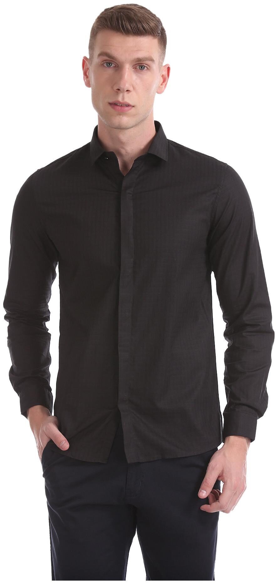 

Excalibur Men Slim fit Formal Shirt - Black