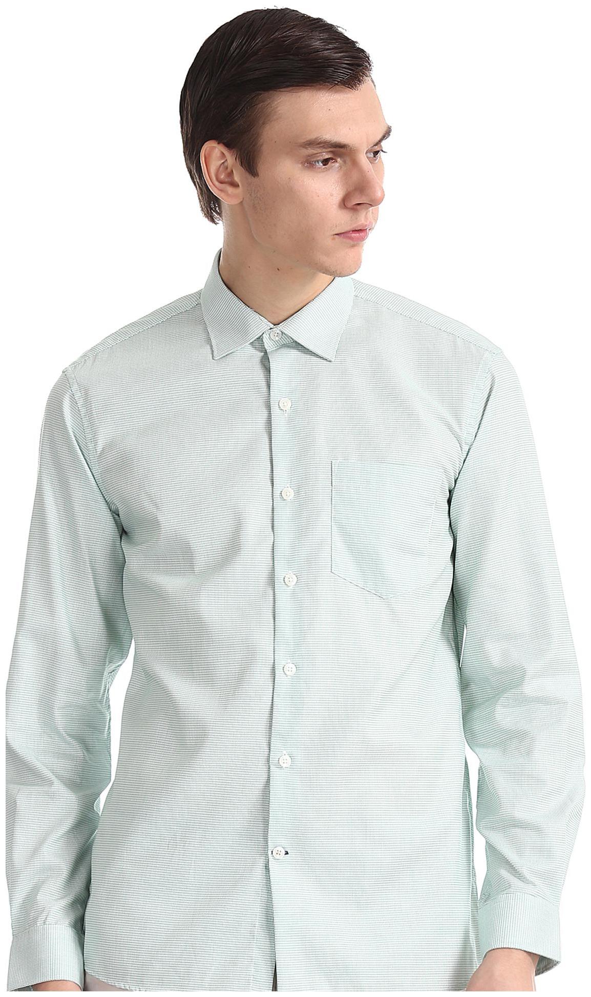 

Excalibur Men Slim fit Formal Shirt - Green