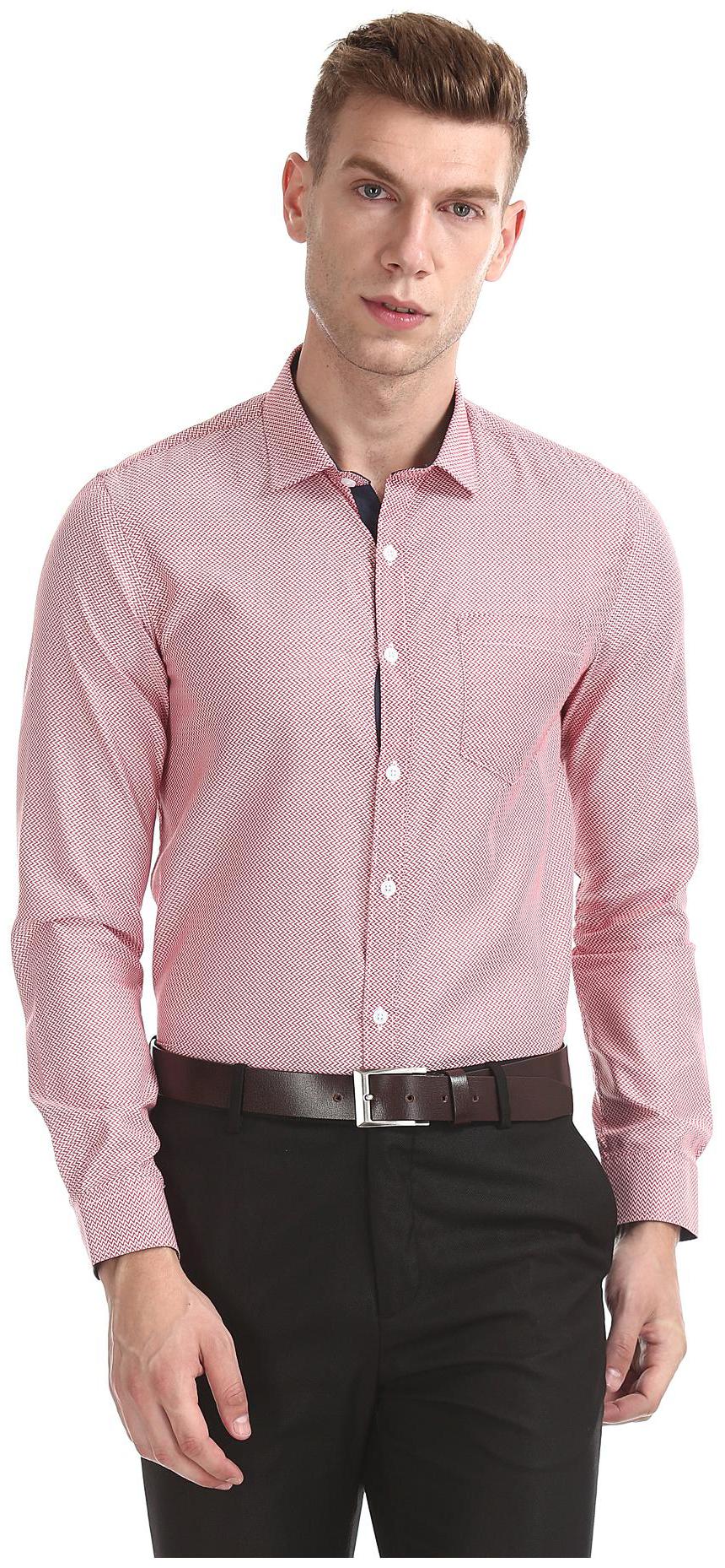 

Excalibur Men Regular fit Formal Shirt - Red