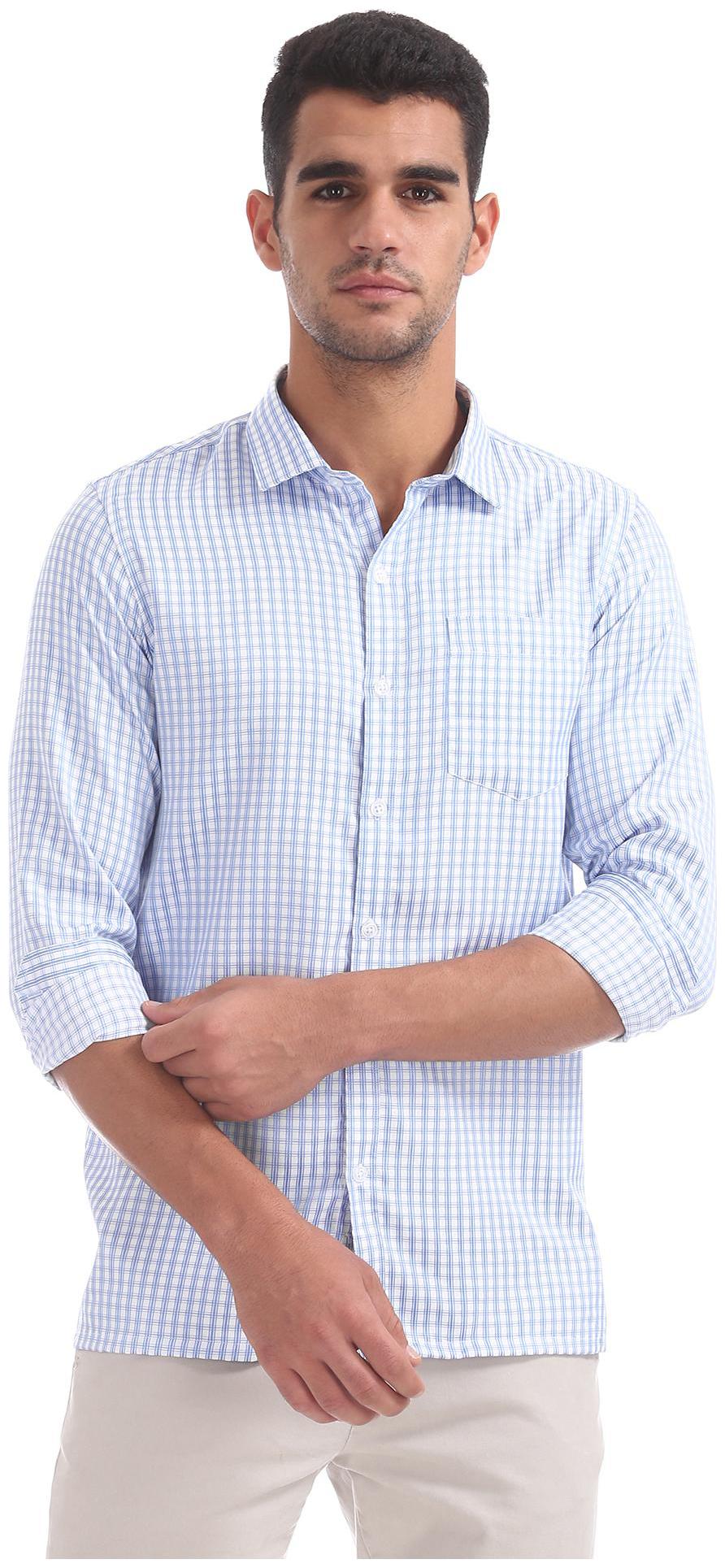 

Excalibur Men Blue Checked Slim Fit Casual Shirt