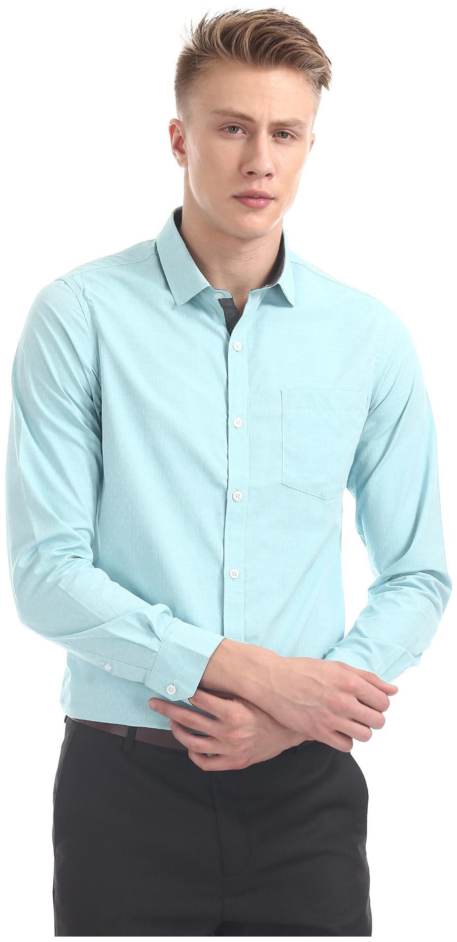 

Excalibur Men Regular fit Formal Shirt - Green