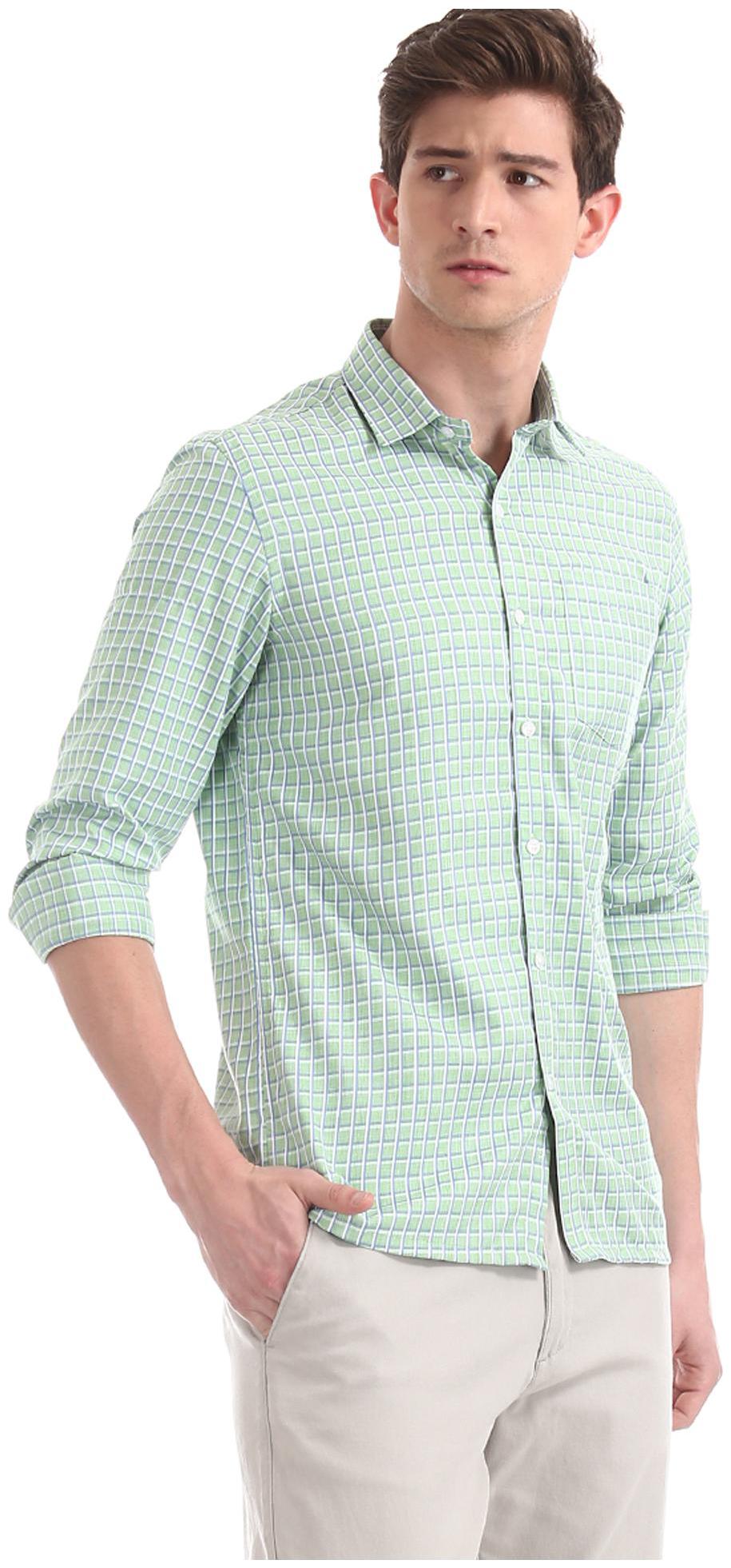 

Excalibur Men Regular fit Formal Shirt - Green