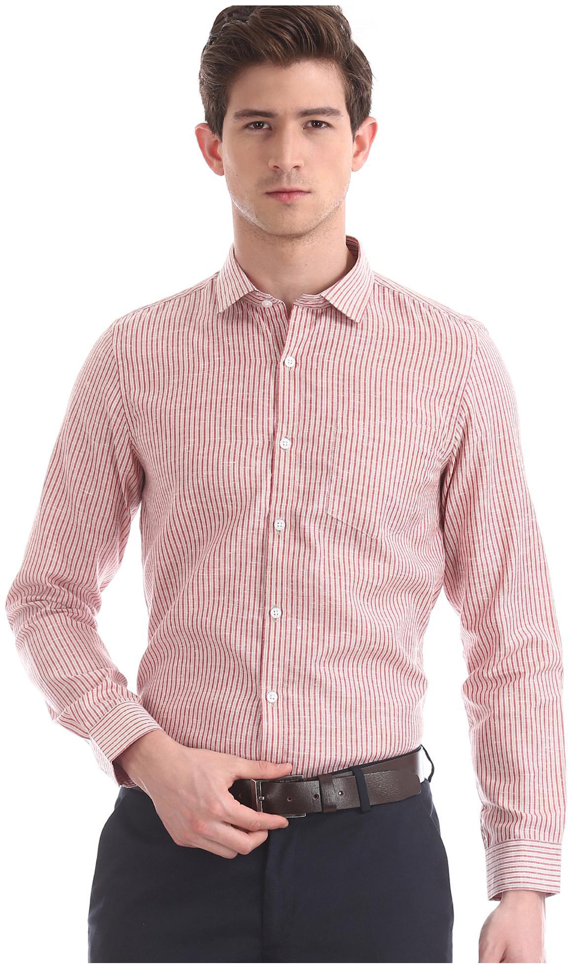

Excalibur Men Regular fit Formal Shirt - Red