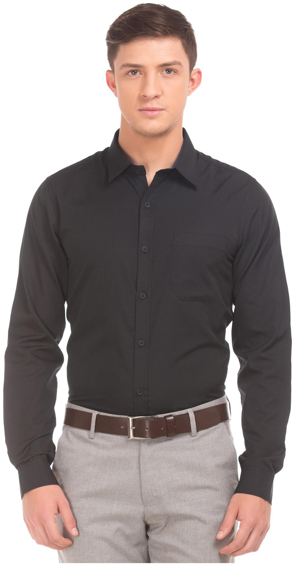 

Excalibur Men Black Solid Slim Fit Casual Shirt