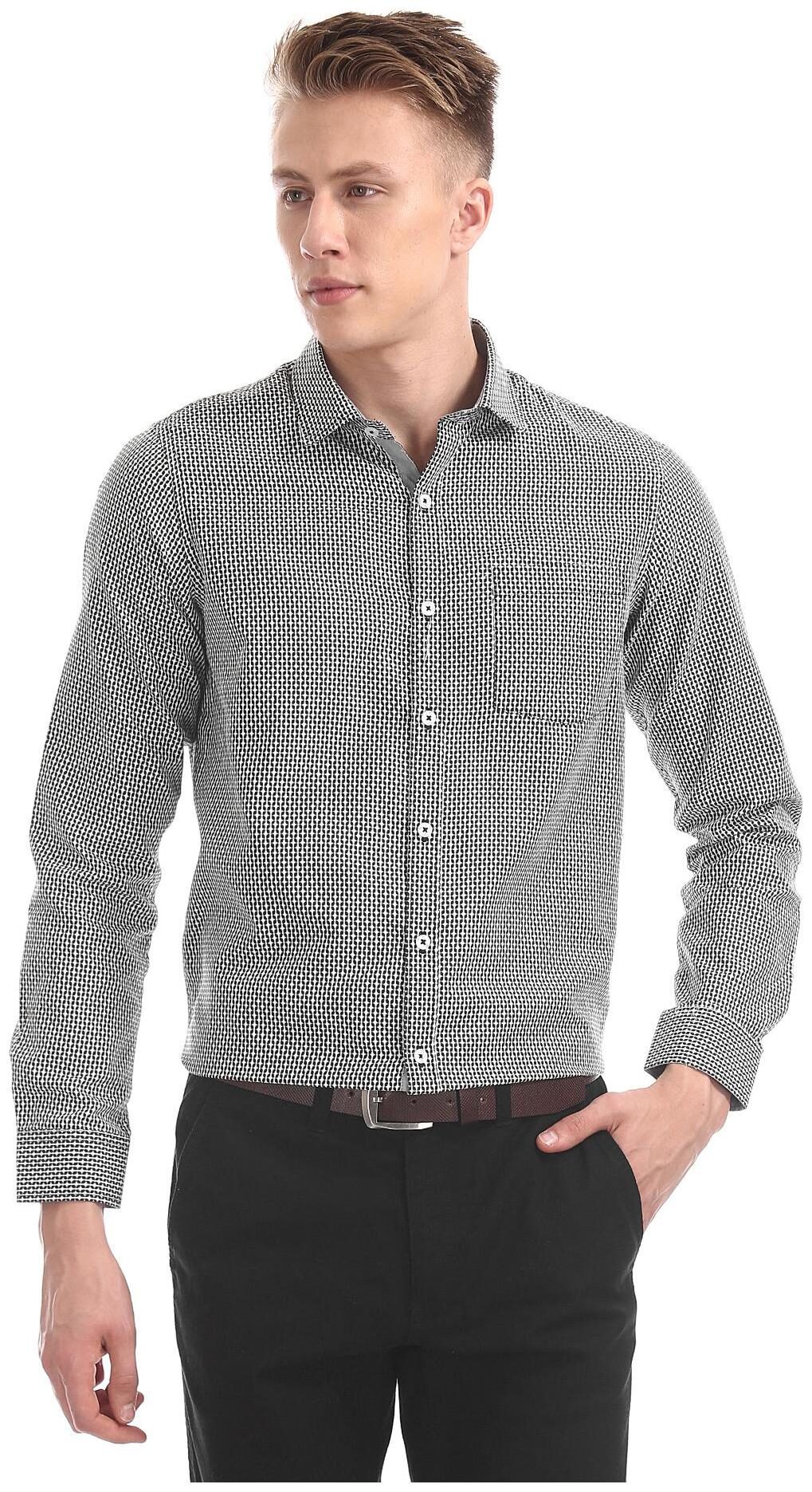 

Excalibur Men Regular fit Formal Shirt - Black