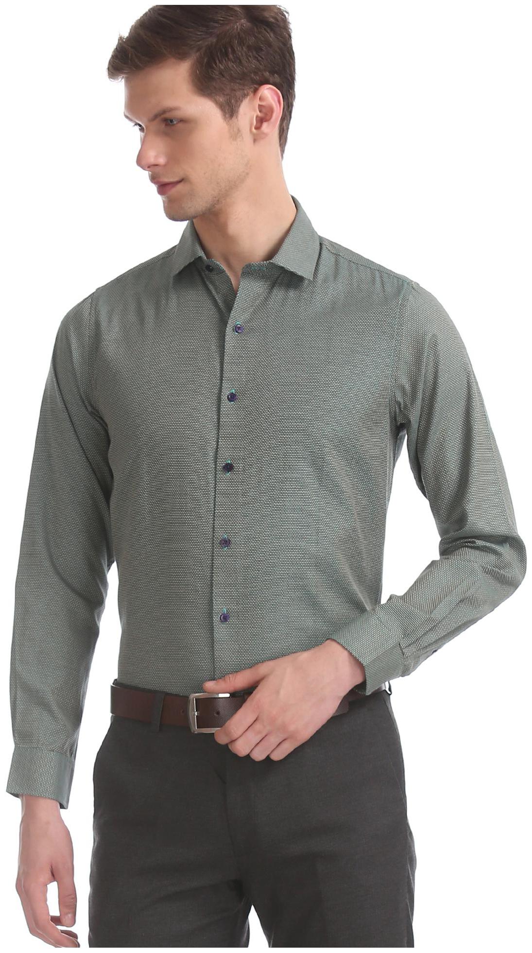 

Excalibur Men Slim fit Formal Shirt - Green
