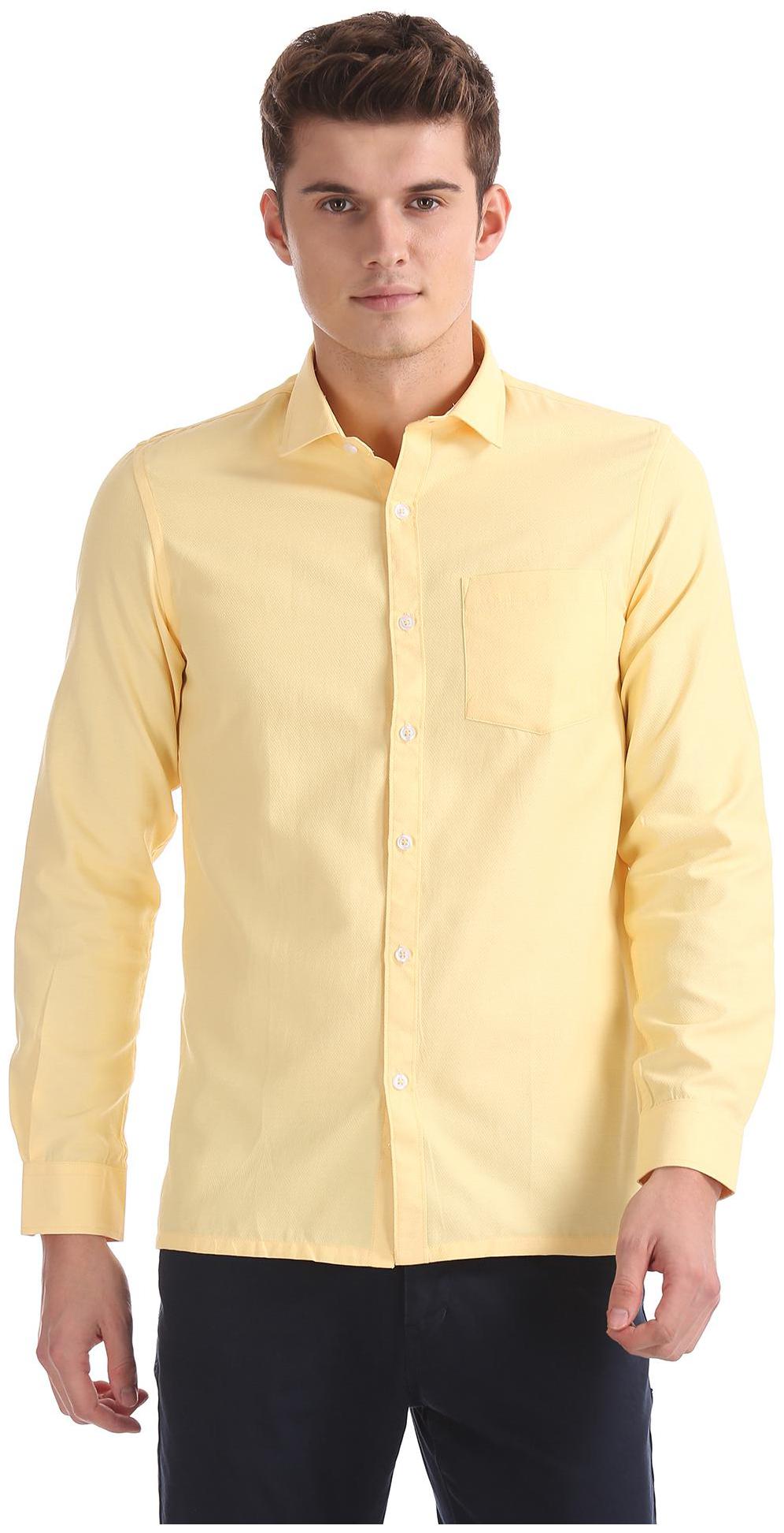 

Excalibur Men Yellow Printed Slim Fit Casual Shirt