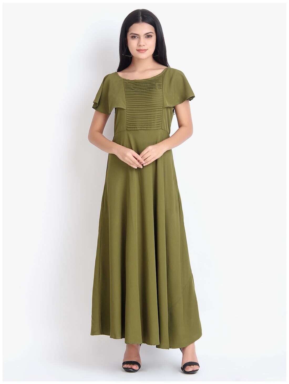 

Exxelo Green Solid Maxi dress