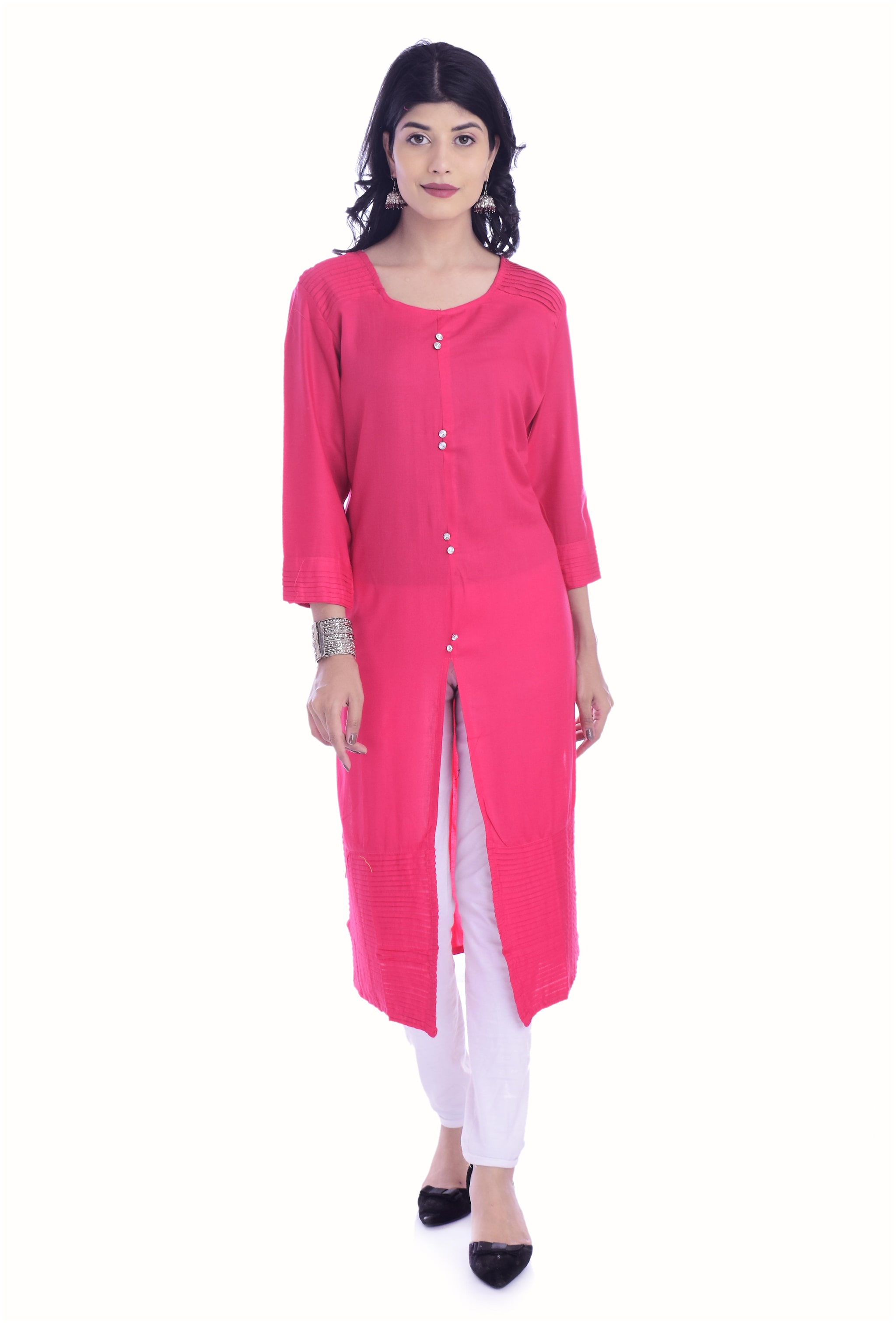 

Fab Attire Women Pink Solid Straight Kurta