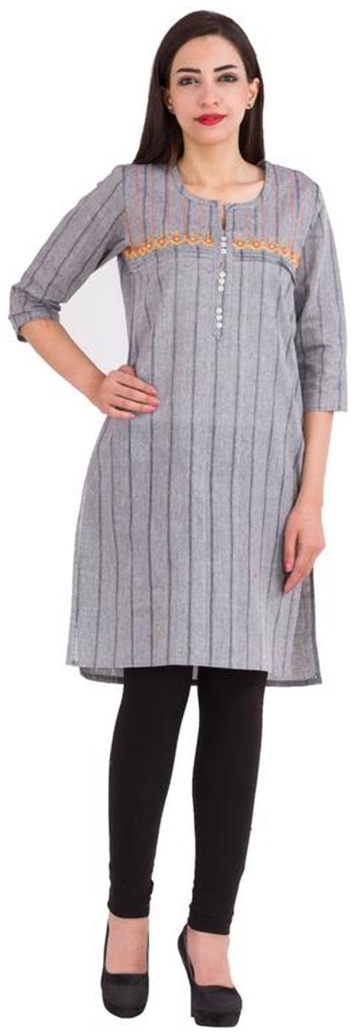 

Fab Attire Women Grey Striped Straight Kurta