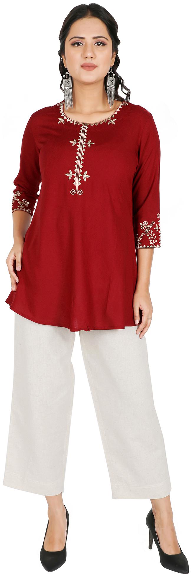 

FABGLOBAL Women Embroidered A-line top - Maroon