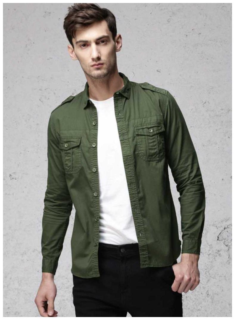 

Fast Train Men Green Solid Regular Fit Casual Shirt