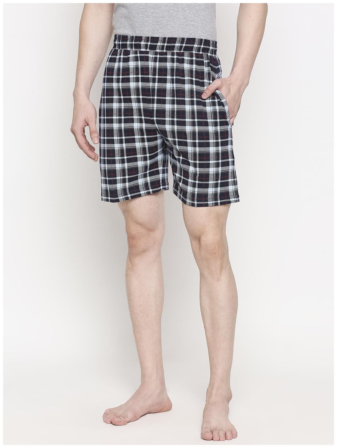 

Fitz Men Black Regular Fit Regular Shorts