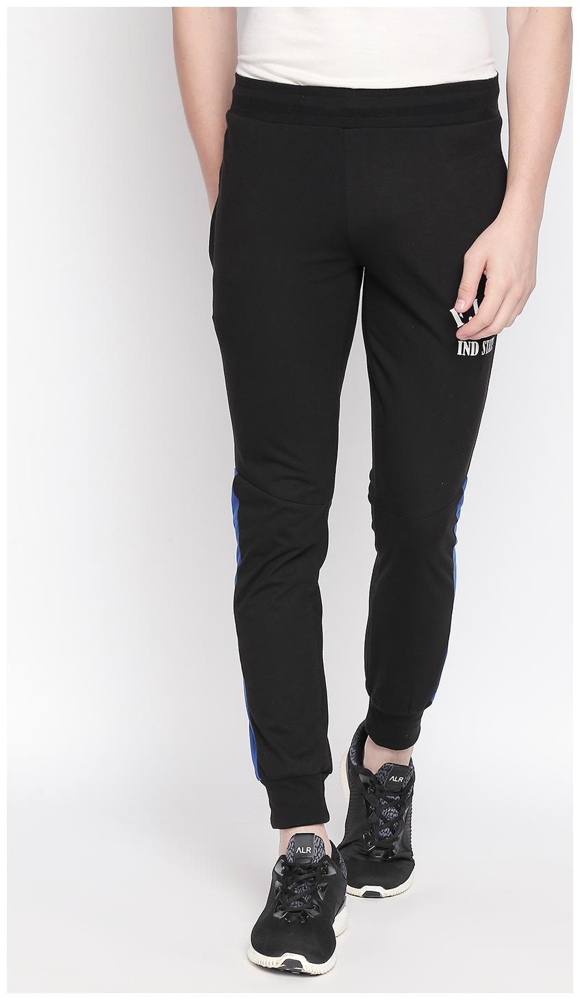 

Fitz Men Black Solid Slim fit Joggers
