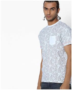 Teamspirit By Reliance Trends T Shirts For Men Fl Print T Shirt With Patch Pocket