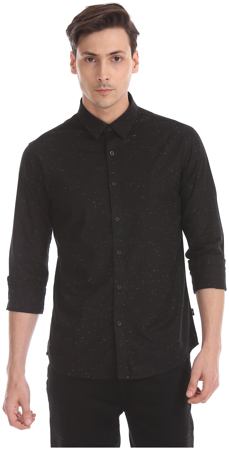 

Flying Machine Men Black Solid Slim Fit Casual Shirt