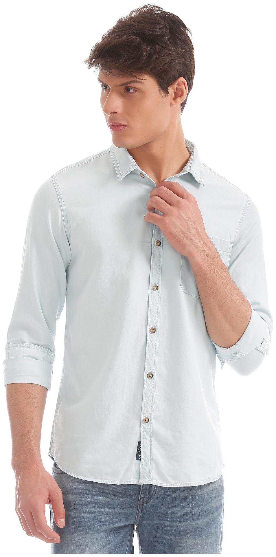 

Flying Machine Men Blue Solid Slim Fit Casual Shirt