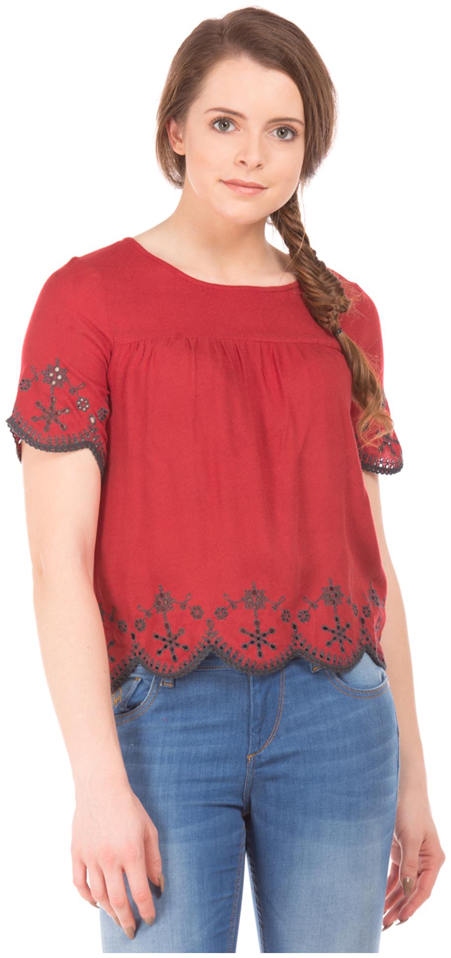 

Flying Machine Women Solid Regular top - Red