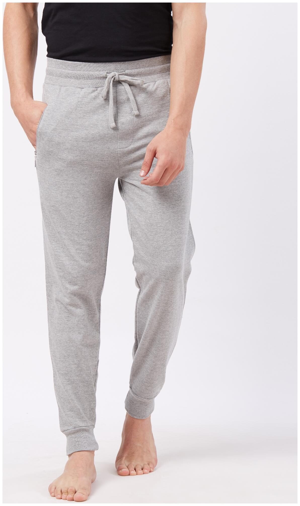 

Fruit Of The Loom Men Grey Solid Regular fit Regular trousers