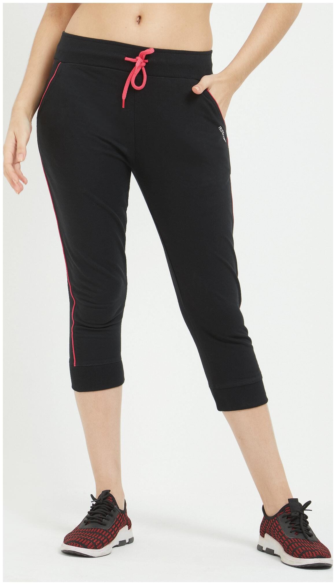 

Fruit Of The Loom Women Solid Regular capri - Black