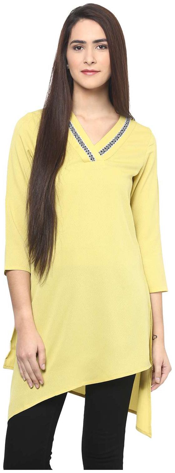 

Fusion Beats Women Yellow Solid Regular Kurta