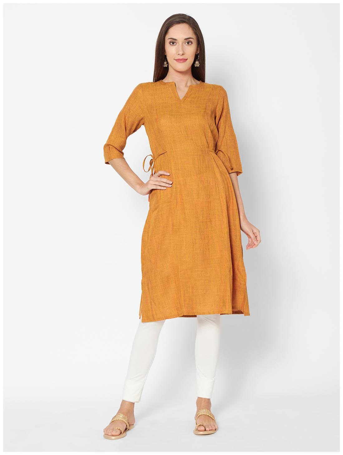 

Fusion Beats Women Yellow Solid Regular Kurti