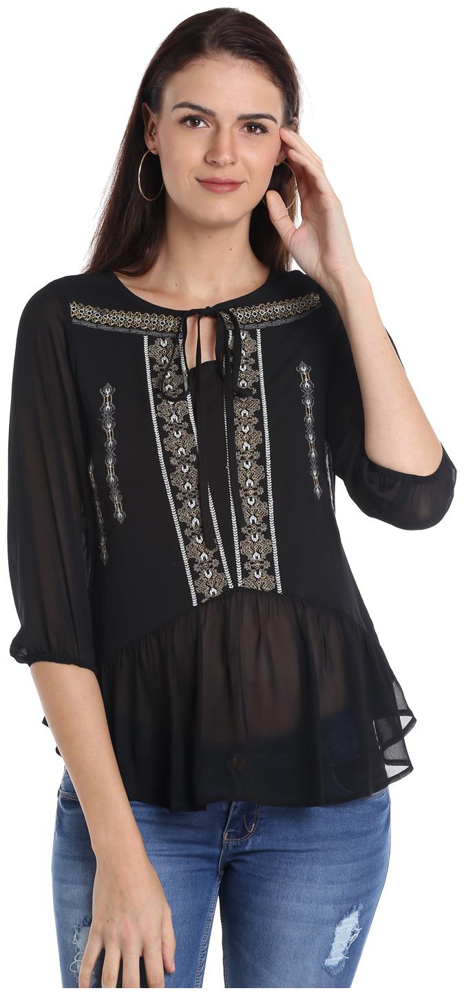 

Fusion Beats Women Solid Regular top - Black