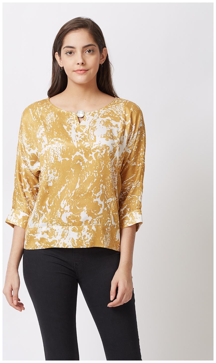 

Fusion Beats Women Printed Regular top - Yellow