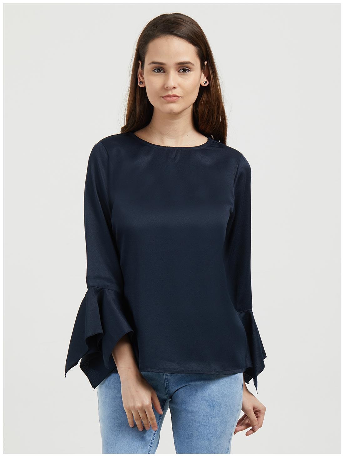 

Fusion Beats Women Solid Regular top - Blue