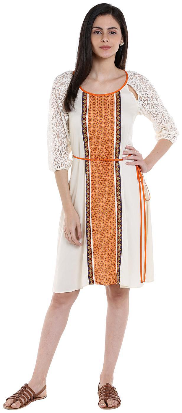 

Fusion Beats Women Multi Printed Straight Kurta
