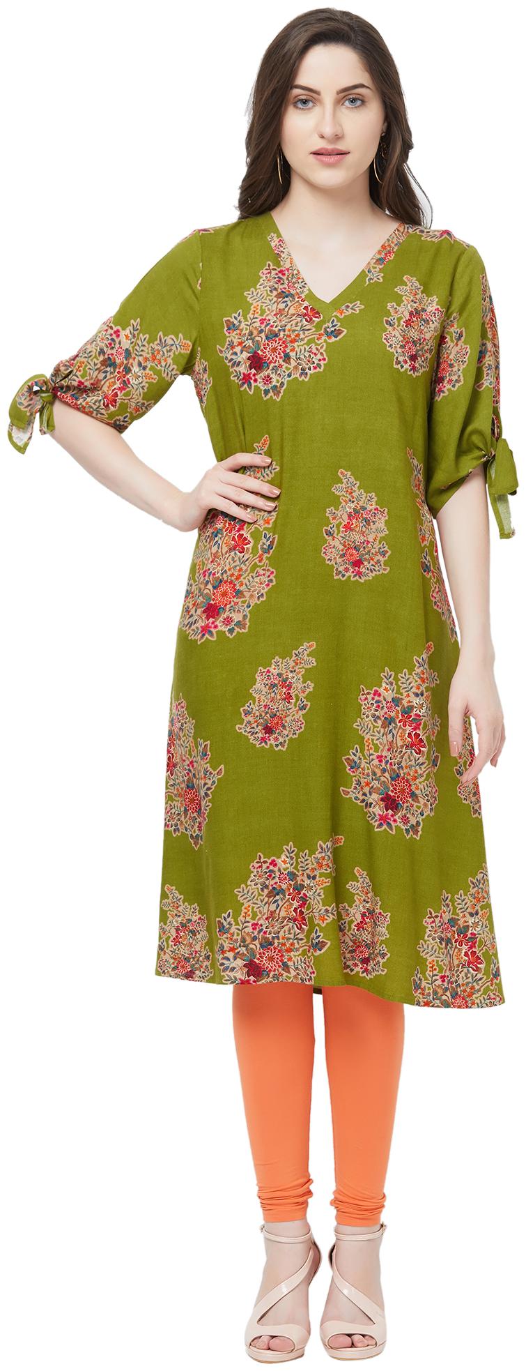 

Fusion Beats Women Green Floral Straight Kurta