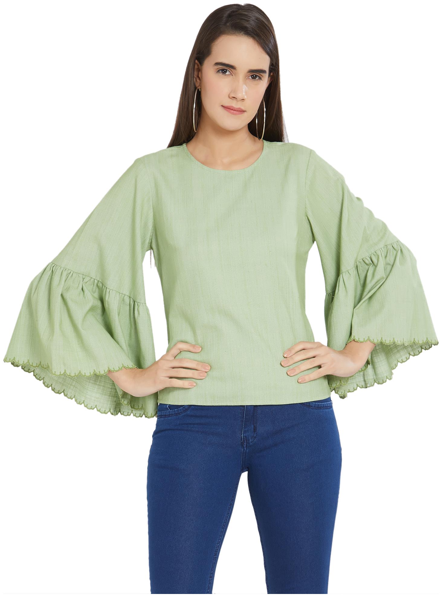 

Fusion Beats Women Solid Regular top - Green