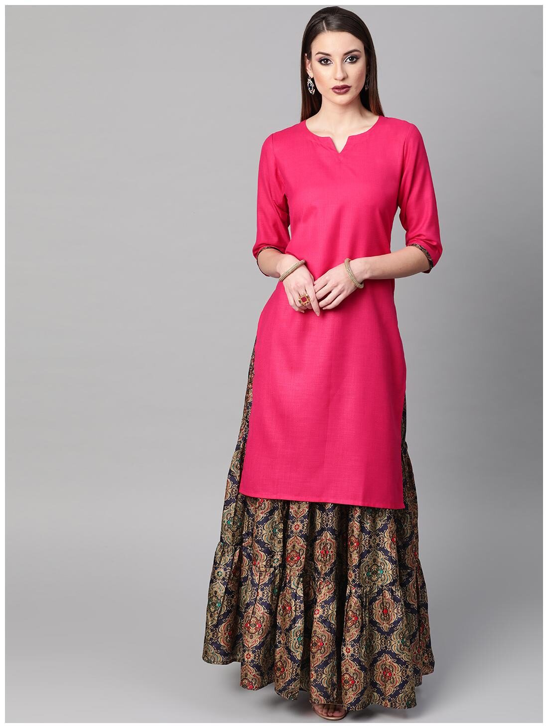 

GERUA Women Pink Solid Straight Kurta With Skirt