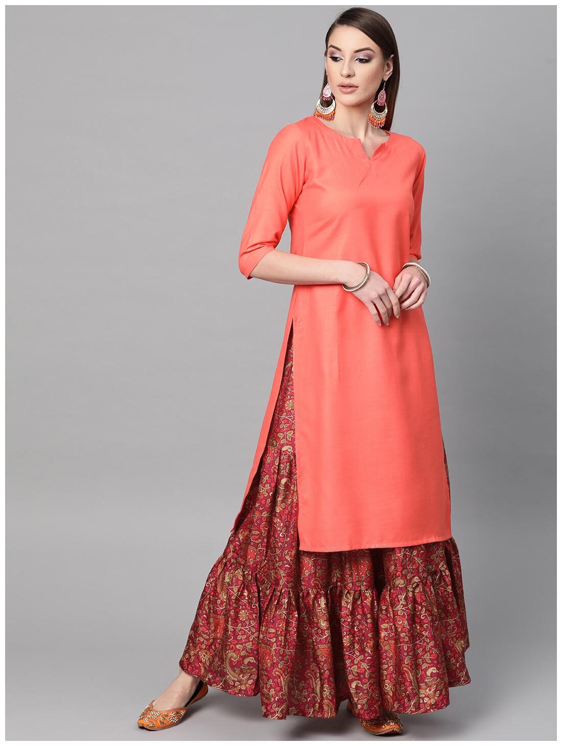 

GERUA Women Pink Solid Straight Kurta With Skirt