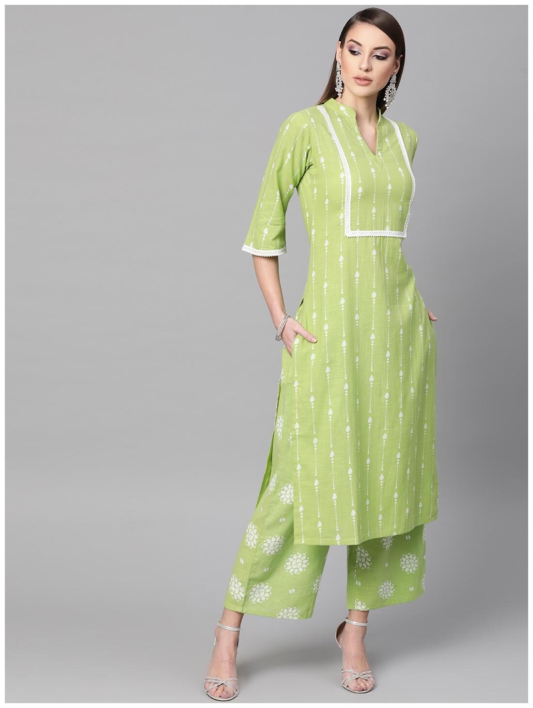 

GERUA Women Green Printed Straight Kurta With Palazzo