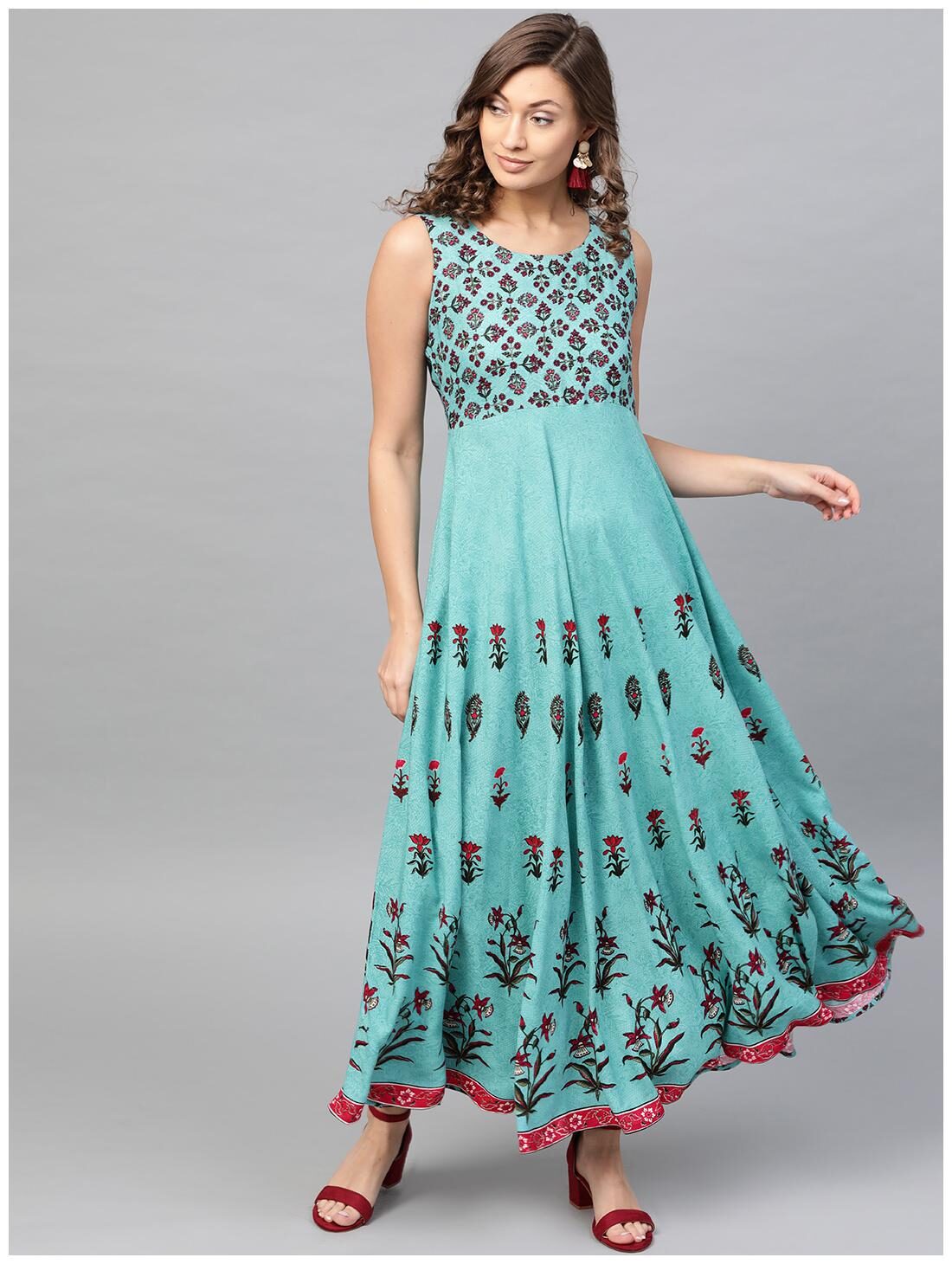 

GERUA Rayon Sleeveless Floral Blue Kurta
