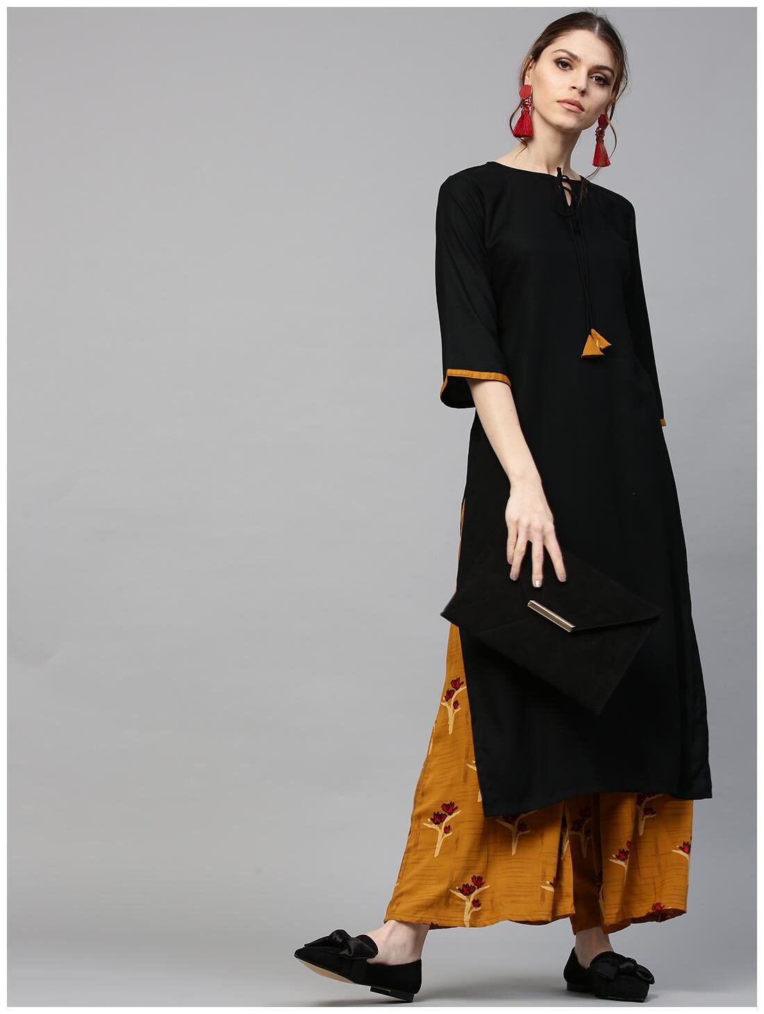 

GERUA Women Black Solid Straight Kurta With Palazzo