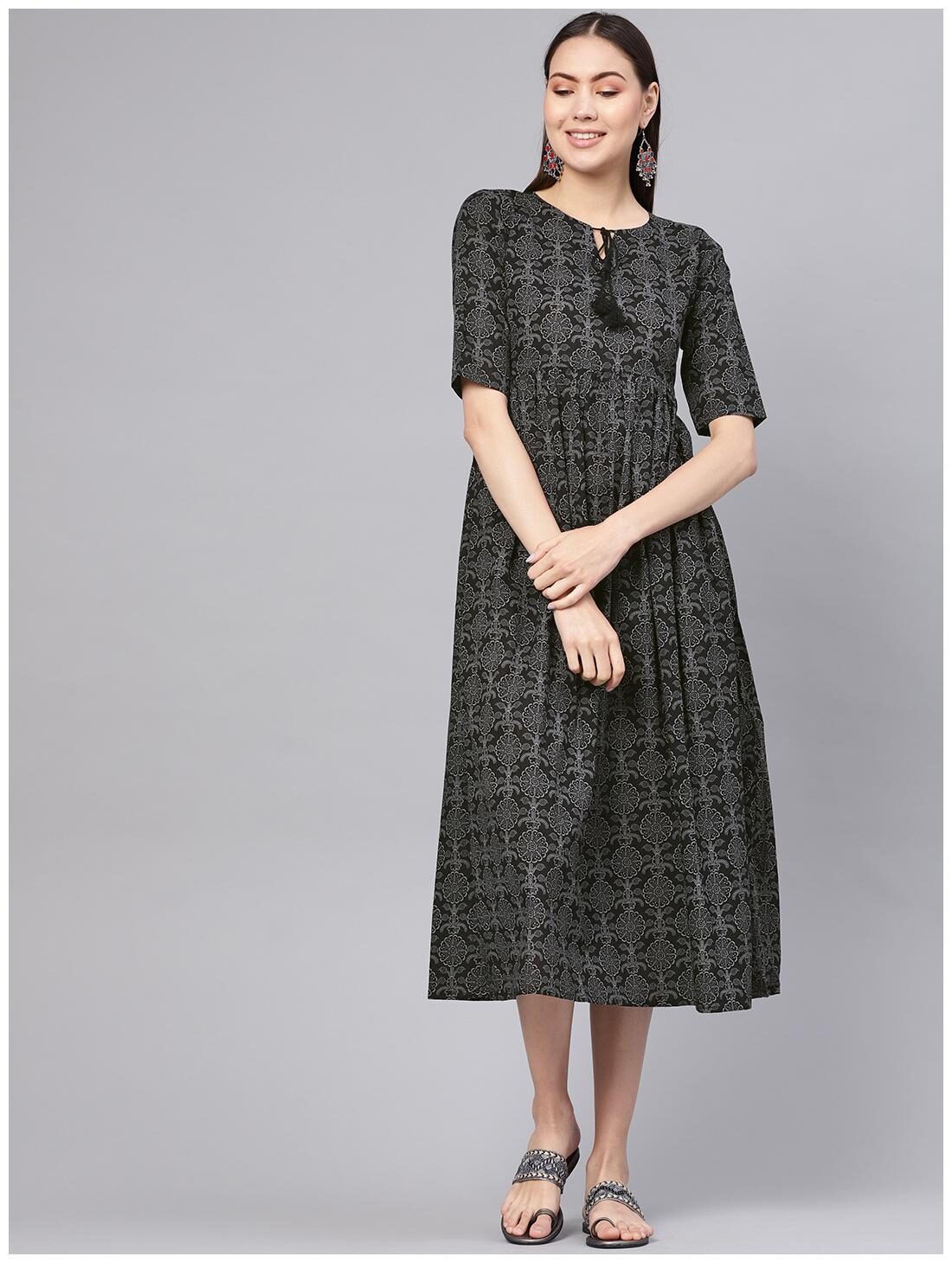 

GERUA Women Black Floral Anarkali Kurta