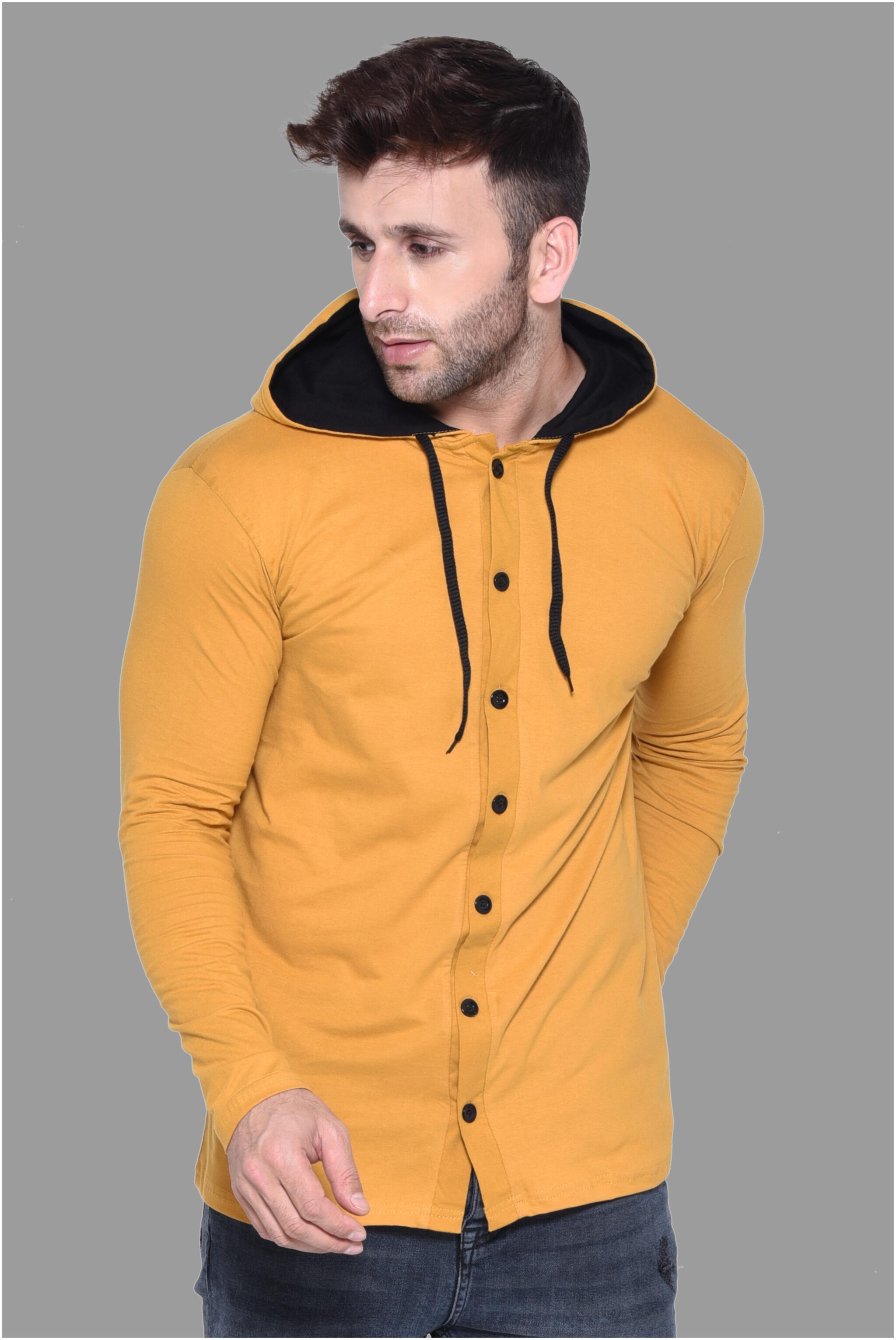 

Geum Men Yellow Solid Slim Fit Casual Shirt