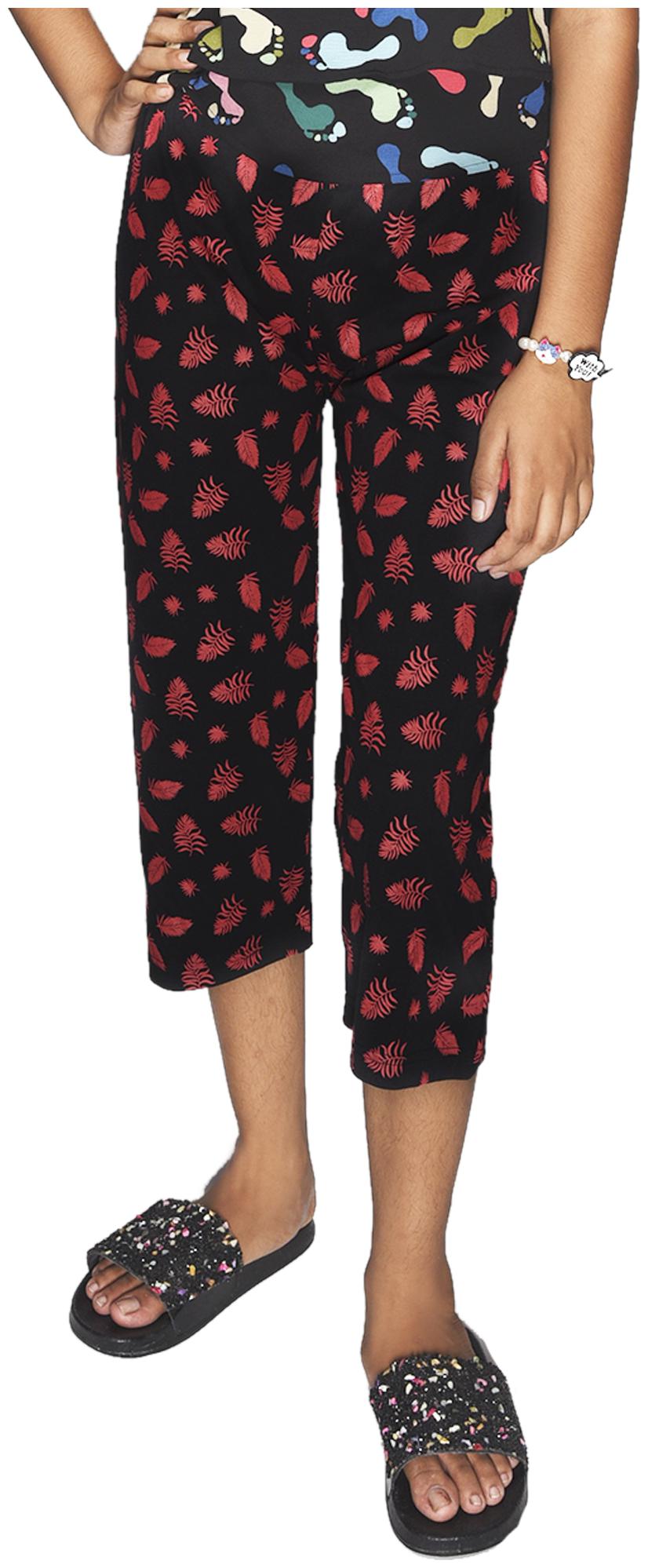 

GHUNGUR Women Printed Regular capri - Black