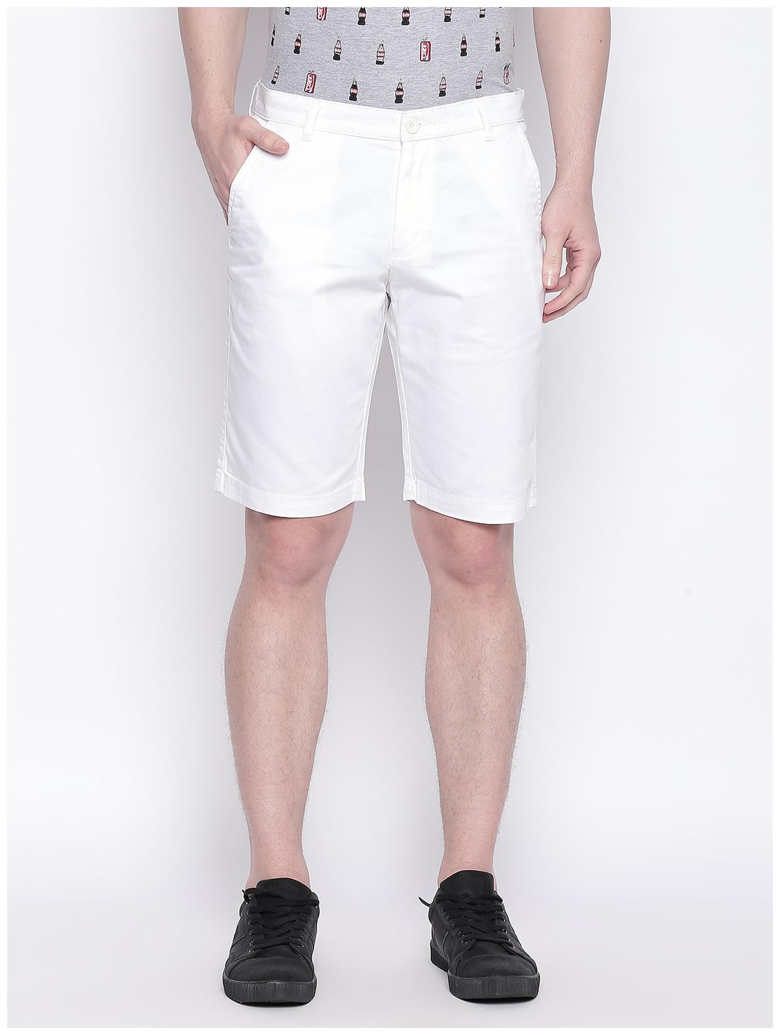 

Giordano Men White Slim Fit Chinos Shorts