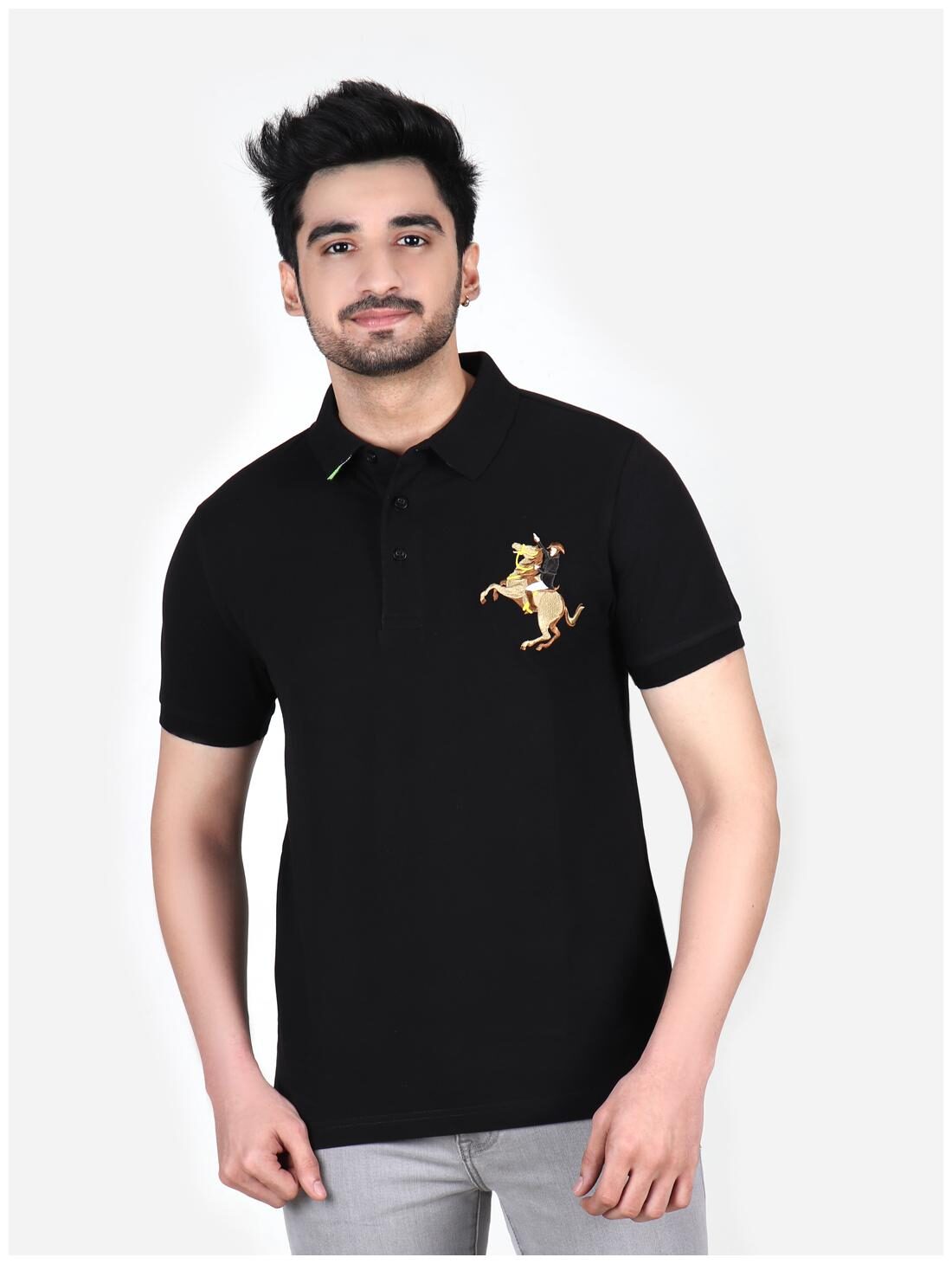 

Giordano Men Black Slim fit Cotton Polo collar T-Shirt - Pack Of 1