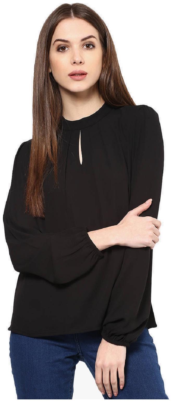 

Glampunch Women Solid Regular top - Black