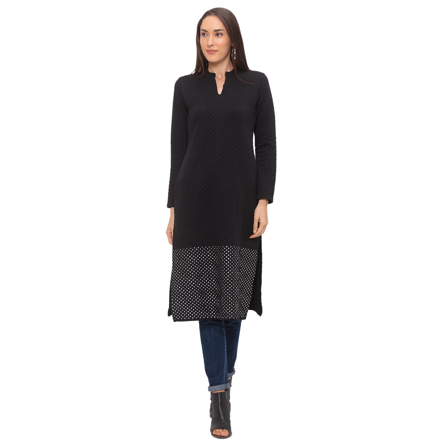 

Globus Women Black Printed Straight Kurta