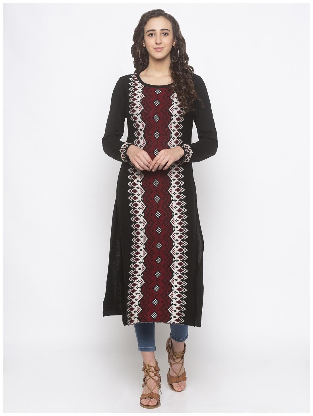 

Globus Women Black Printed Straight Kurta
