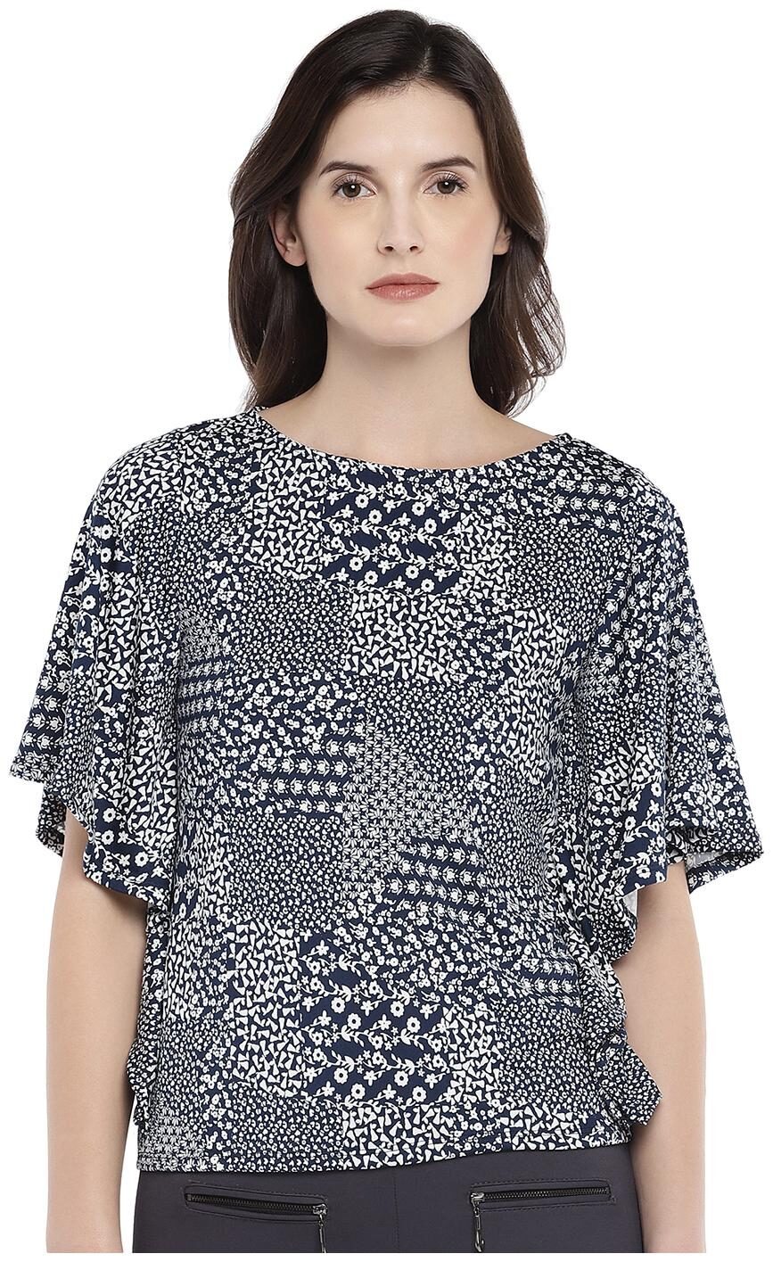 

Globus Women Printed Regular top - Black White