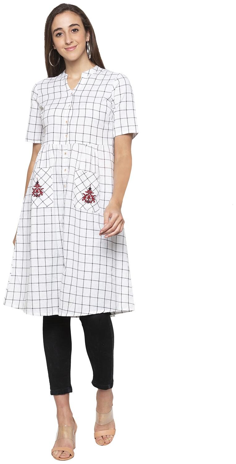

Globus Cotton Checkered White Color Kurta For Women